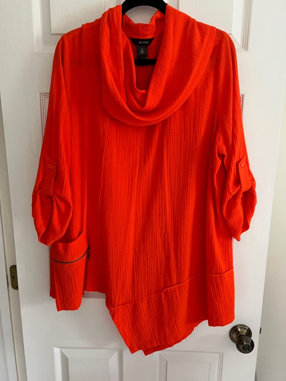EUC Ali Miles 1x Vibrant Orange Tunic